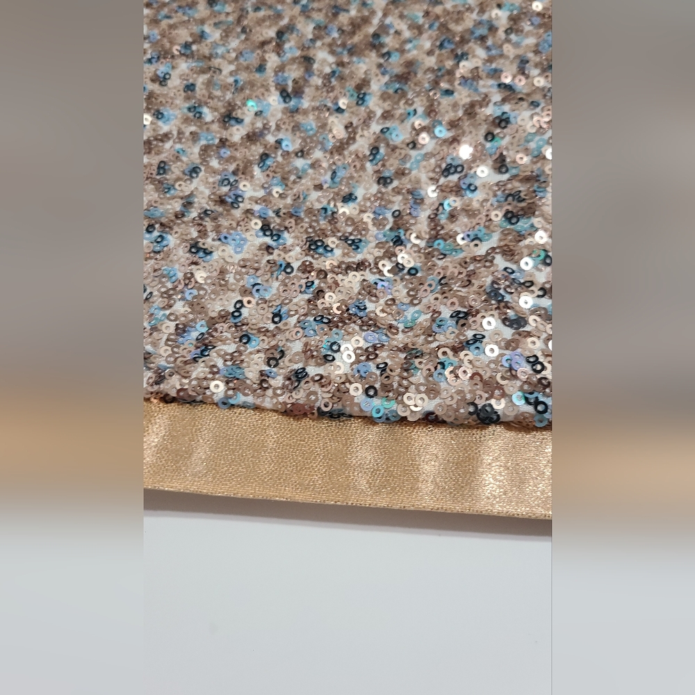 Sequin golden trim dance costume crop top - Picture 3 of 10